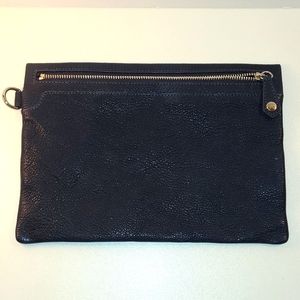 NWOT Leather Pouch☆